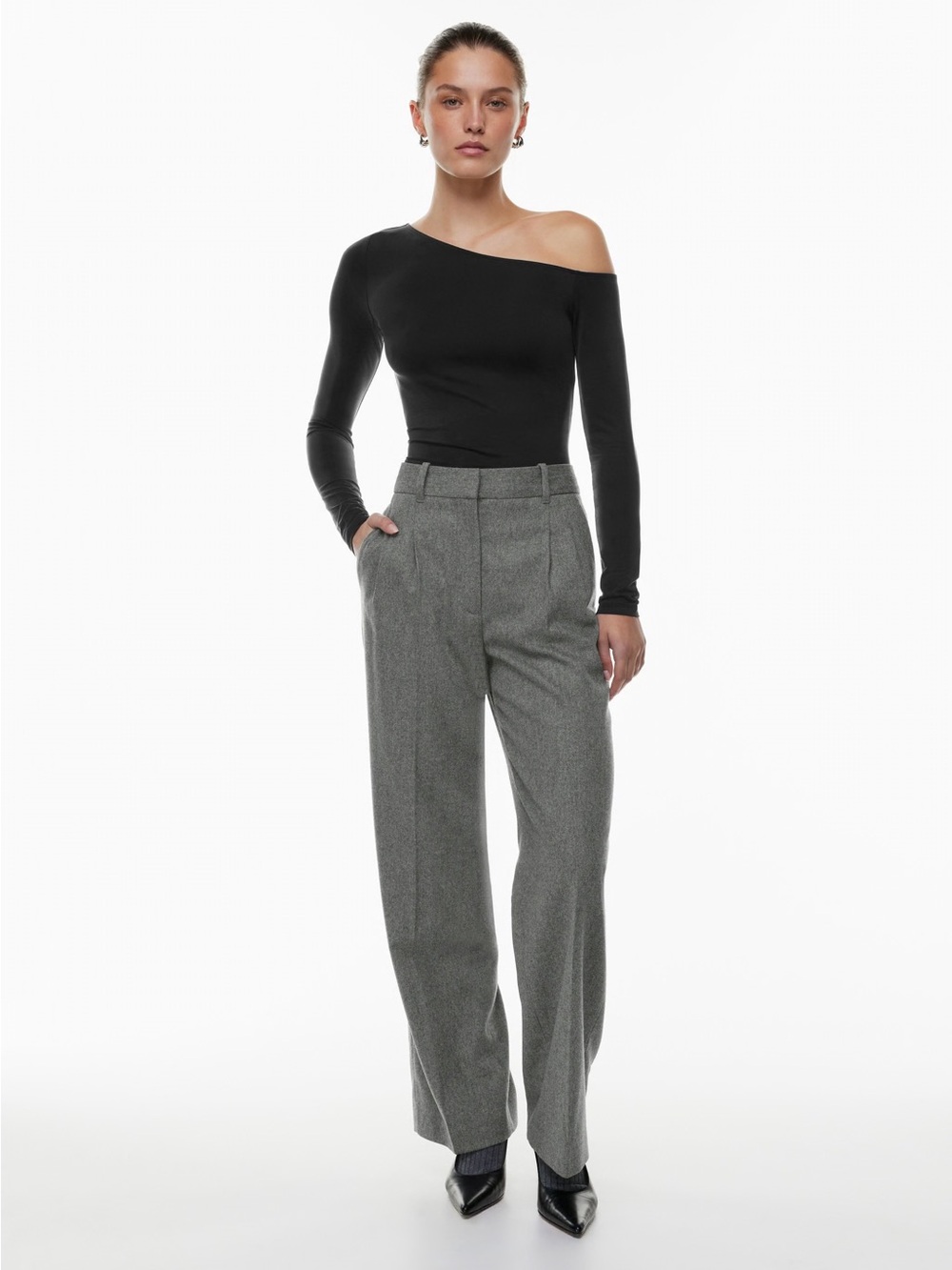 Aritzia The Effortless Pant
